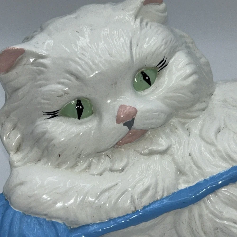 Vintage White Persian Ceramic Cat Statue Kitty Figurine Green Eyes, Playing Yarn